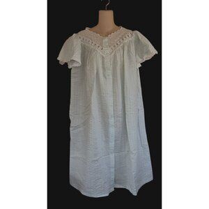 Vintage Damea House Dress Nightgown Eyelet Lace Puckered Large USA